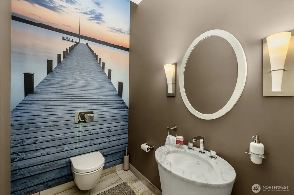 7002 93rd Avenue SE Mercer Island WA 98040