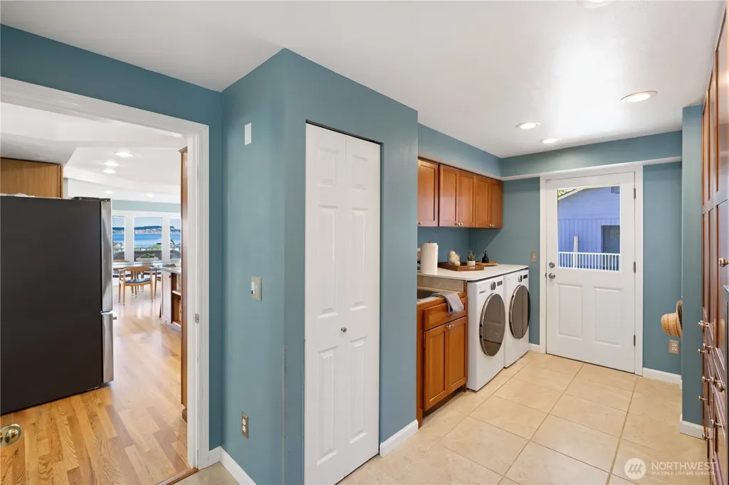 7610 NE Bruce Lane Hansville WA 98340