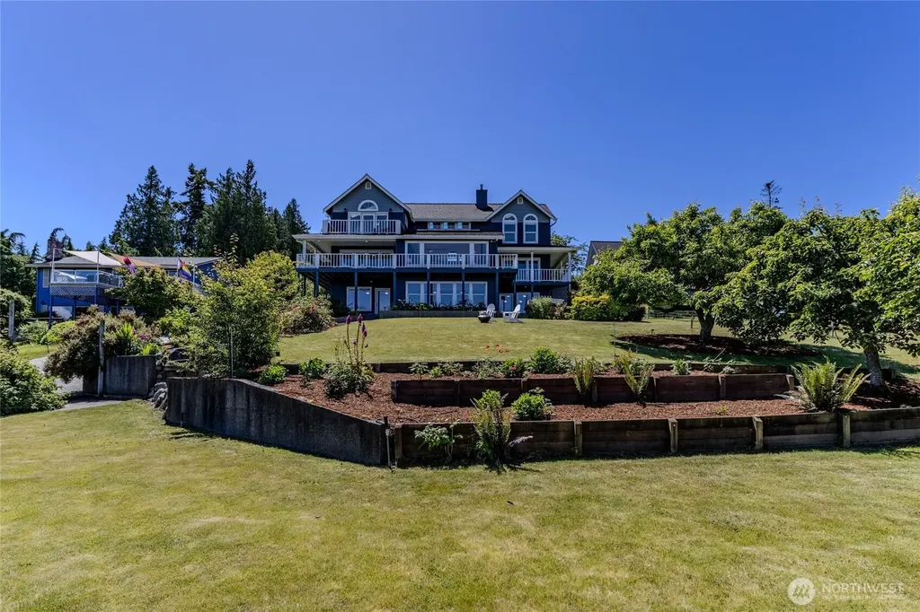 7610 NE Bruce Lane Hansville WA 98340