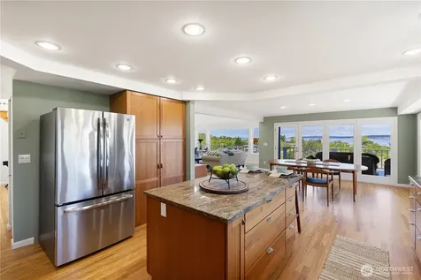 7610 NE Bruce Lane Hansville WA 98340