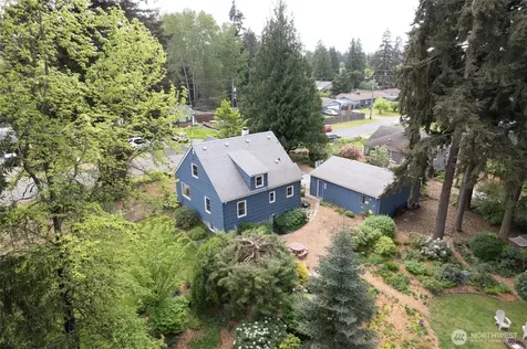 9726 F Street E Tacoma WA 98445