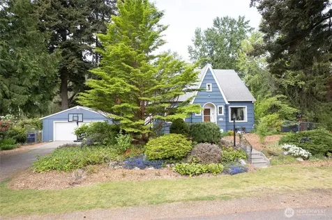 9726 F Street E Tacoma WA 98445