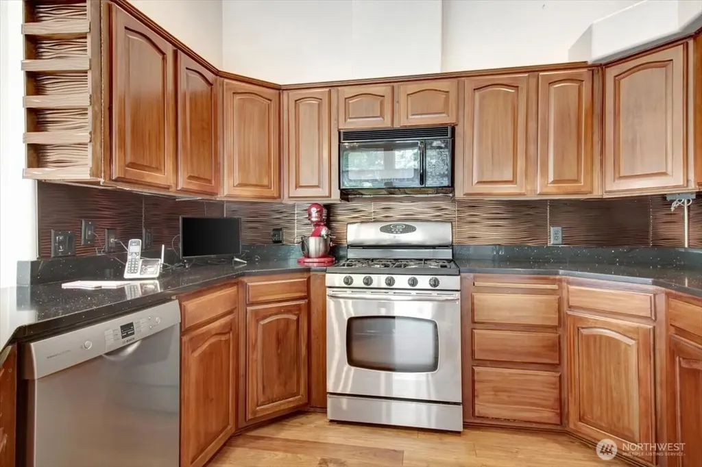 21103 252nd Street NE Arlington WA 98223