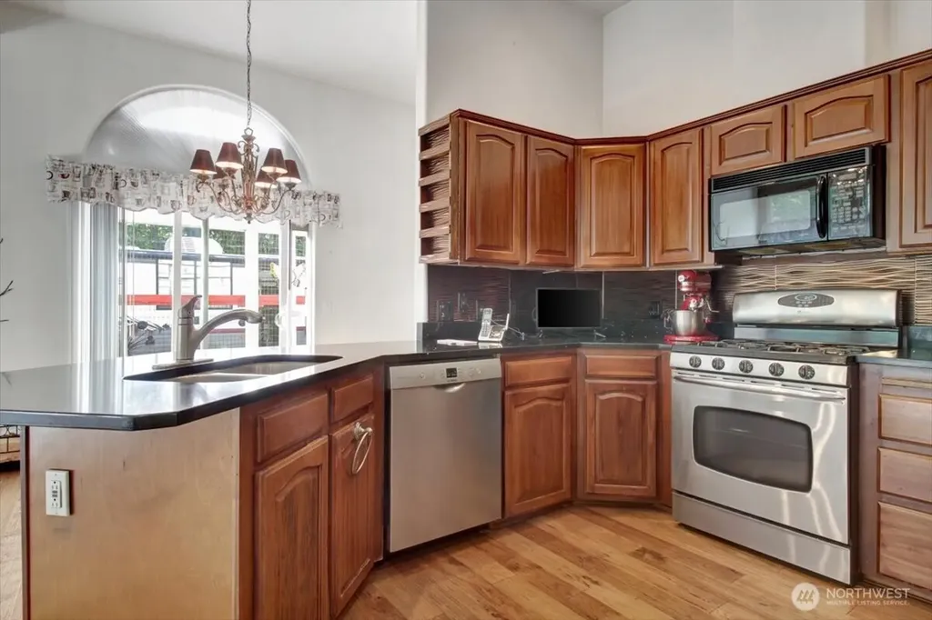 21103 252nd Street NE Arlington WA 98223