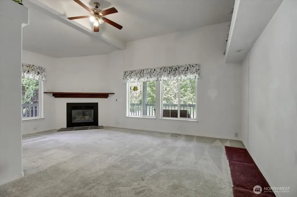 21103 252nd Street NE Arlington WA 98223