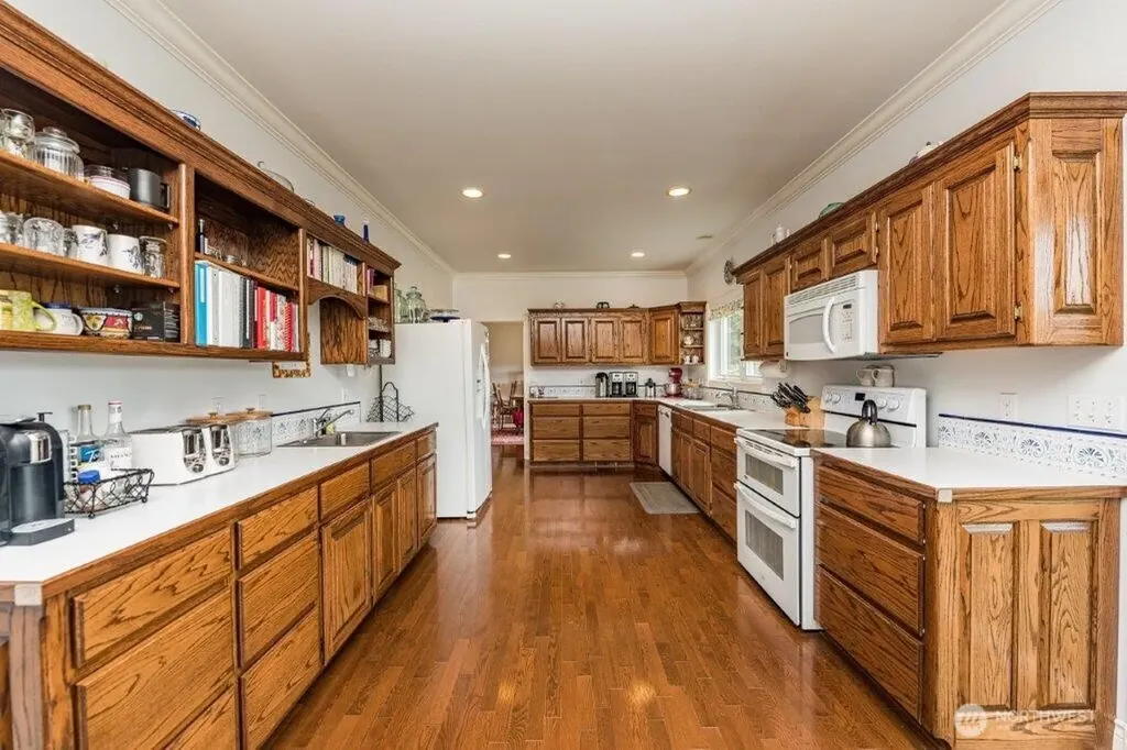 397 Monterra Drive Port Angeles WA 98362