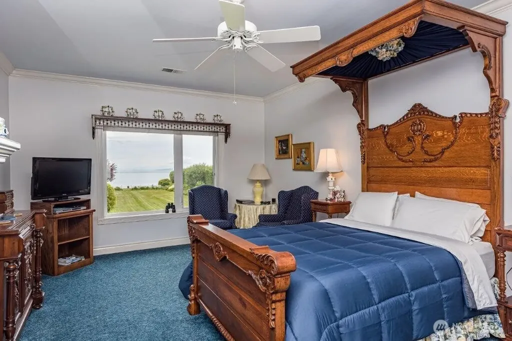 397 Monterra Drive Port Angeles WA 98362
