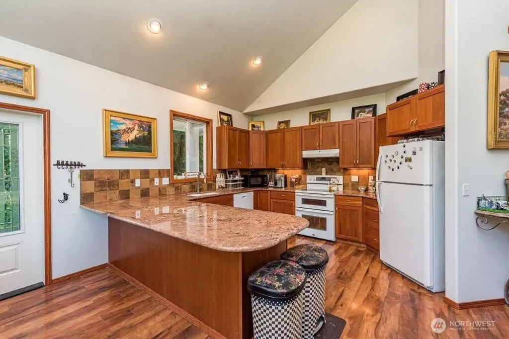 397 Monterra Drive Port Angeles WA 98362