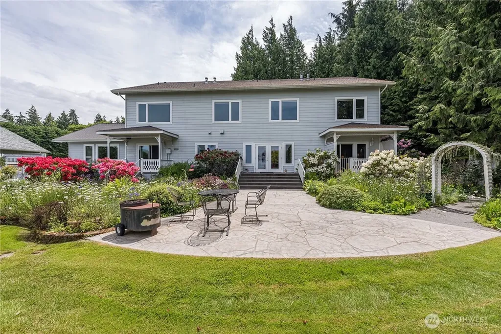 397 Monterra Drive Port Angeles WA 98362