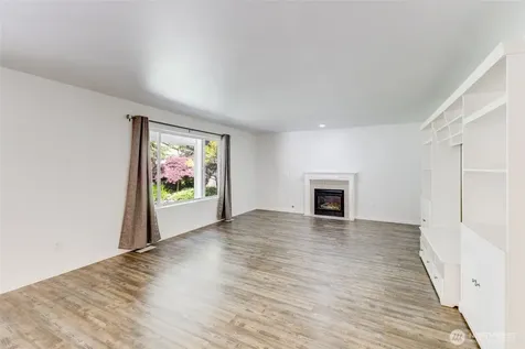 18830 88th Avenue E Puyallup WA 98375