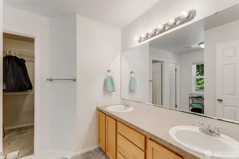 18830 88th Avenue E Puyallup WA 98375