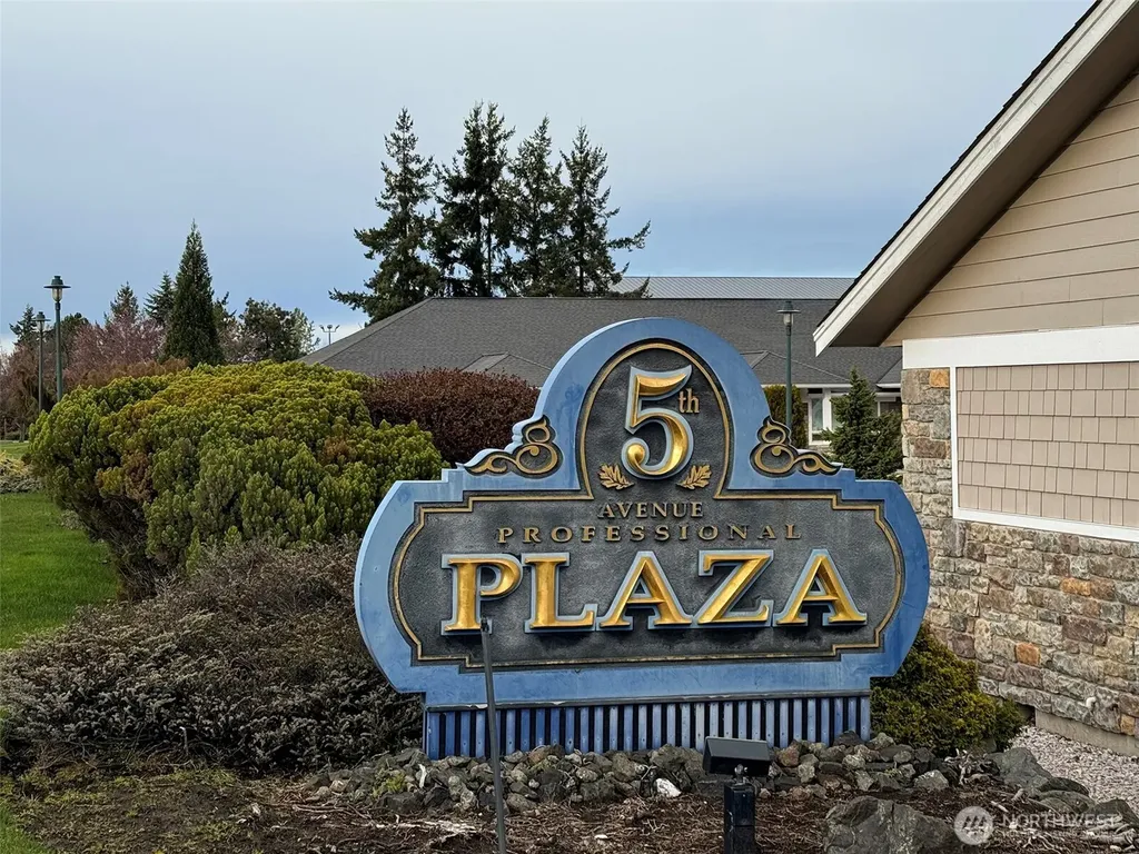 534 N Fifth Avenue Sequim WA 98382