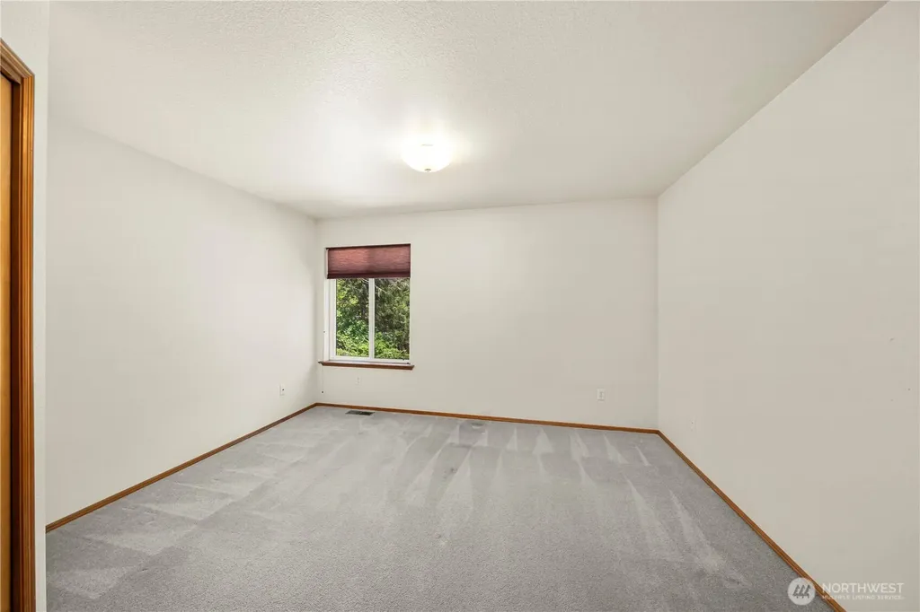 5201 Blacktail Court NE Olympia WA 98516