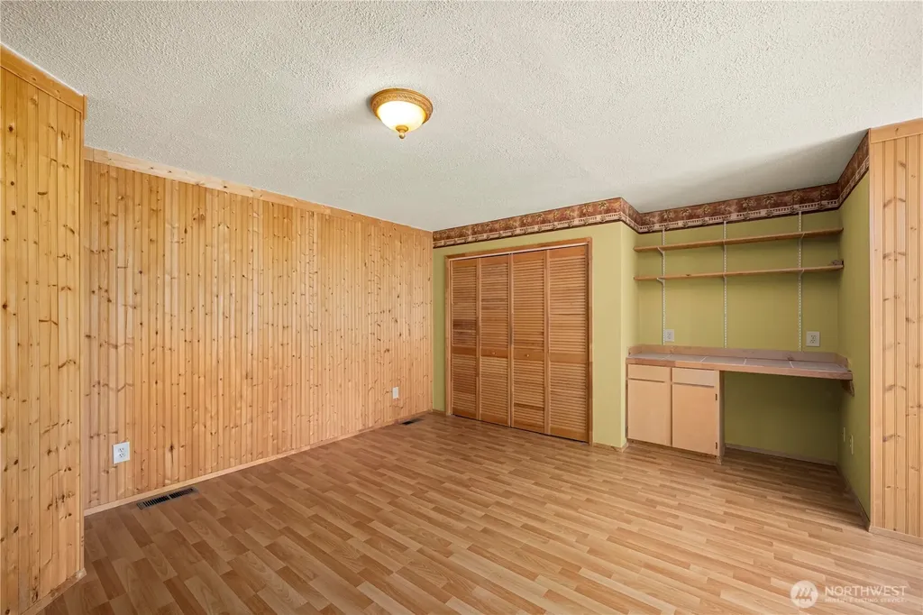 5201 Blacktail Court NE Olympia WA 98516
