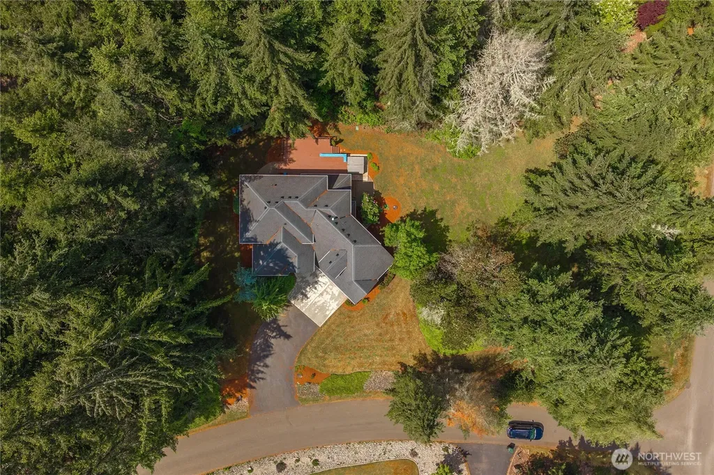 5201 Blacktail Court NE Olympia WA 98516
