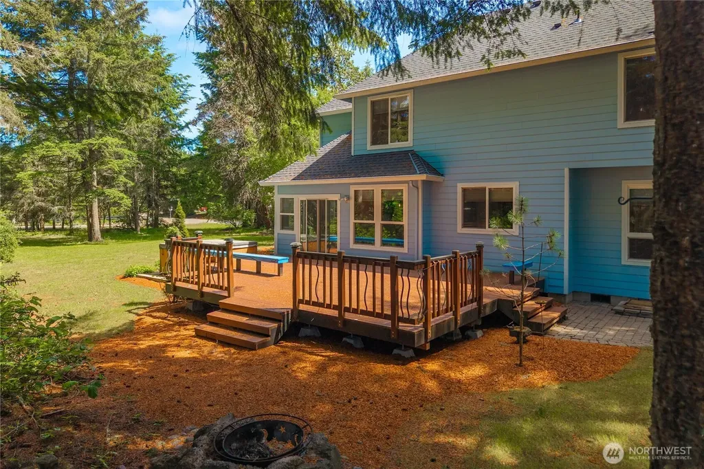5201 Blacktail Court NE Olympia WA 98516