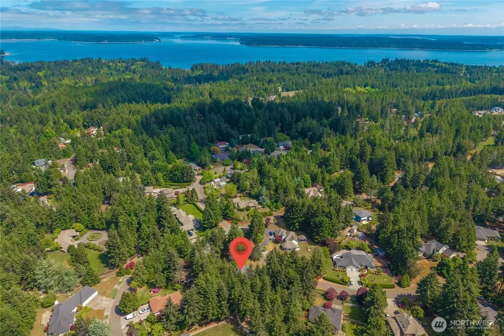 5201 Blacktail Court NE Olympia WA 98516