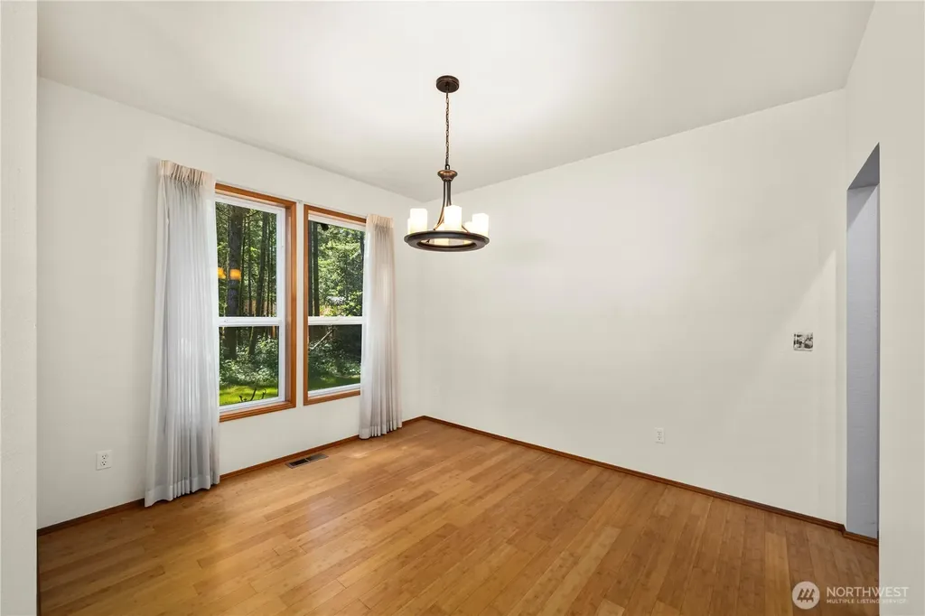 5201 Blacktail Court NE Olympia WA 98516
