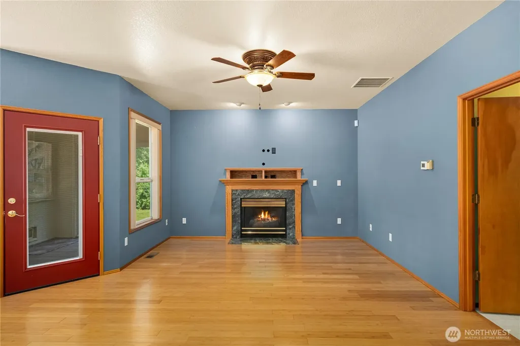 5201 Blacktail Court NE Olympia WA 98516