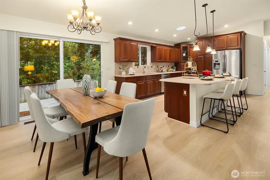 2814 129th Avenue SE Bellevue WA 98005