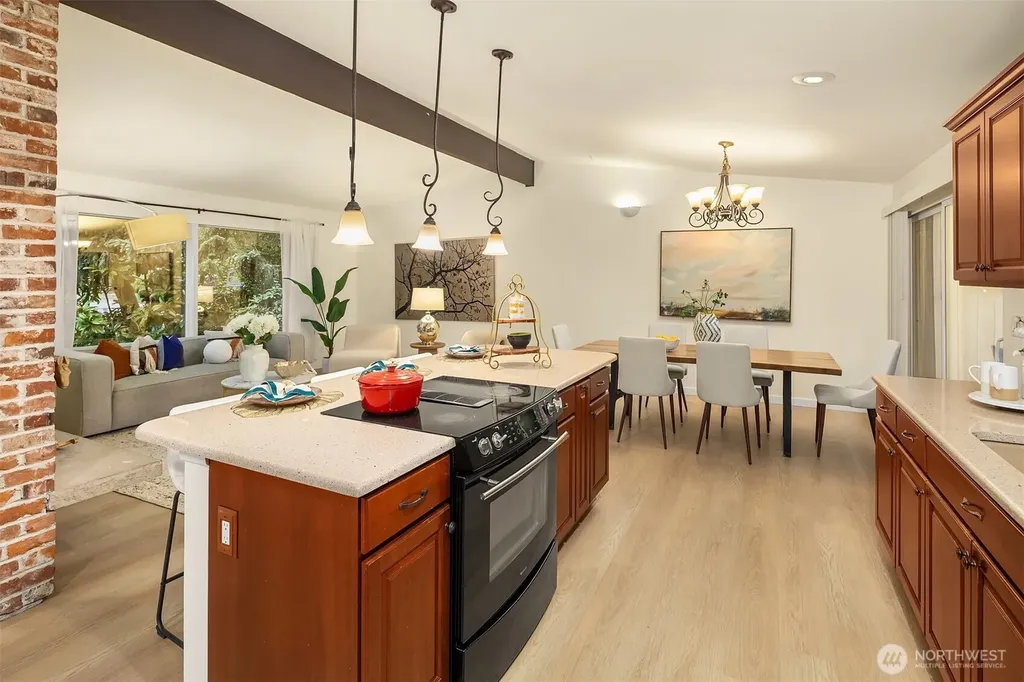 2814 129th Avenue SE Bellevue WA 98005