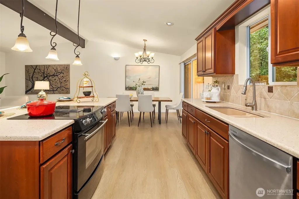 2814 129th Avenue SE Bellevue WA 98005