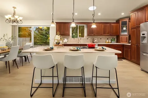 2814 129th Avenue SE Bellevue WA 98005