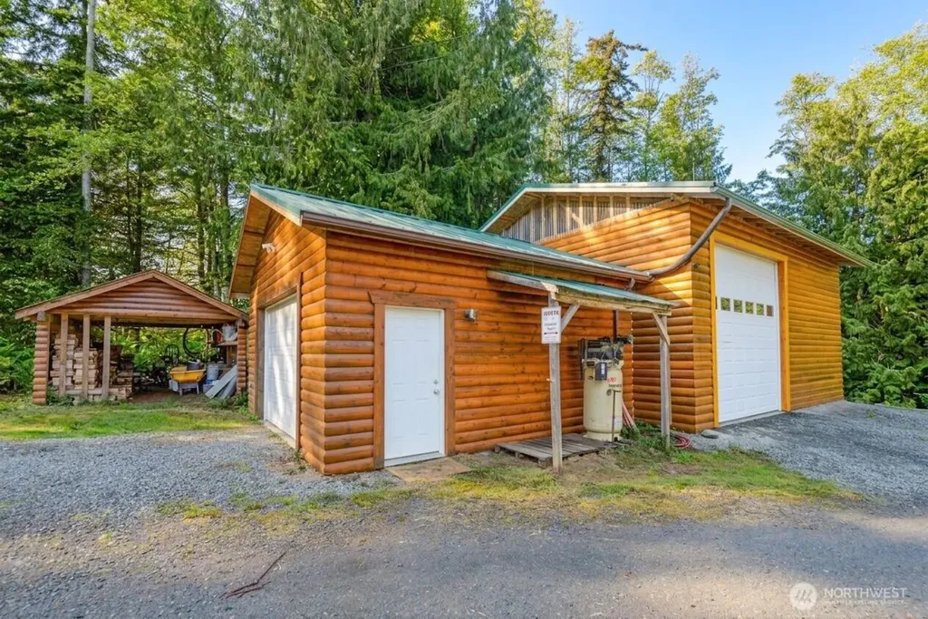 134 Bishop Road Port Angeles WA 98363