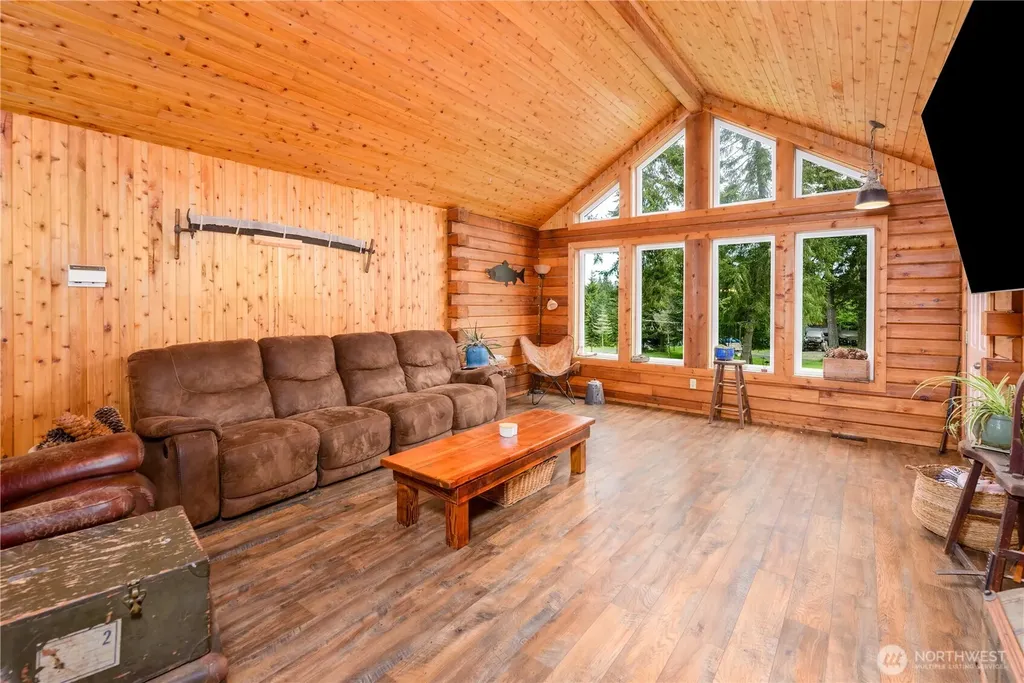 134 Bishop Road Port Angeles WA 98363
