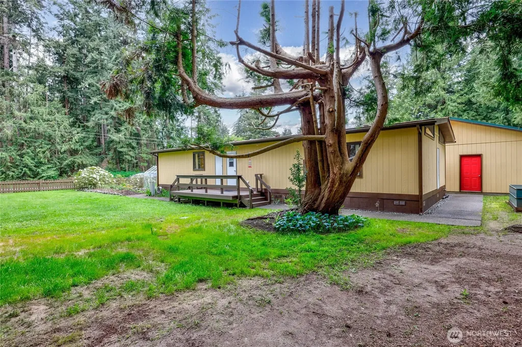 71 E Moore Street Port Hadlock WA 98339