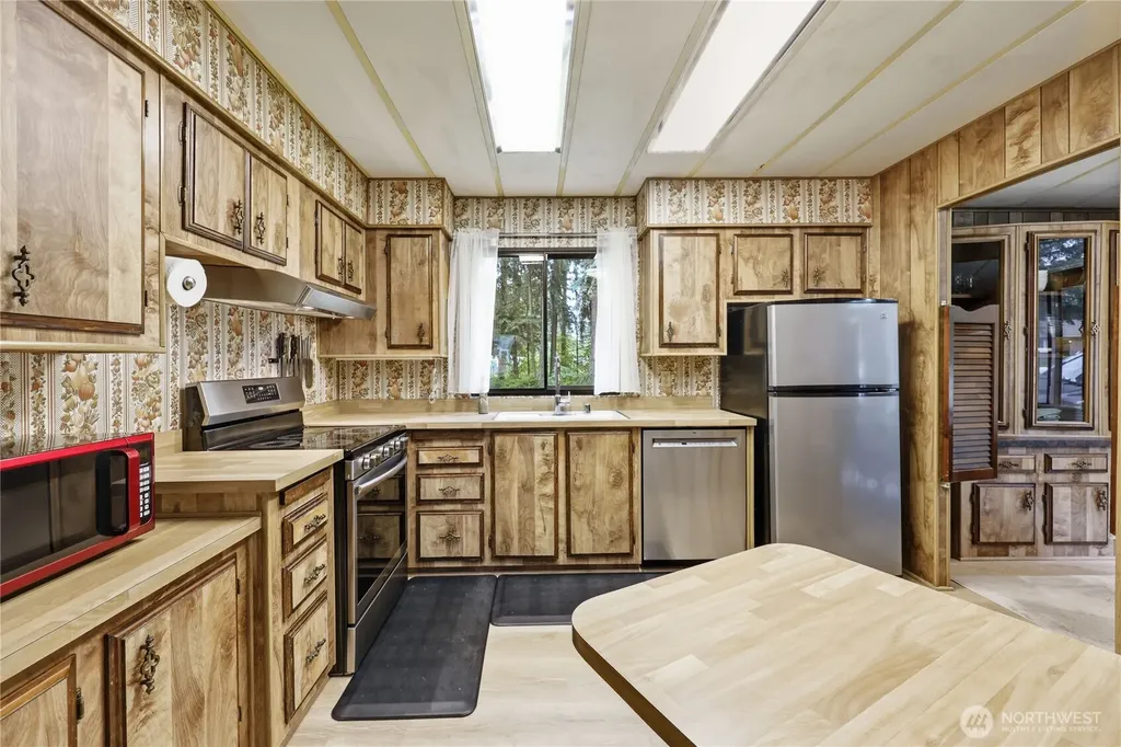 71 E Moore Street Port Hadlock WA 98339