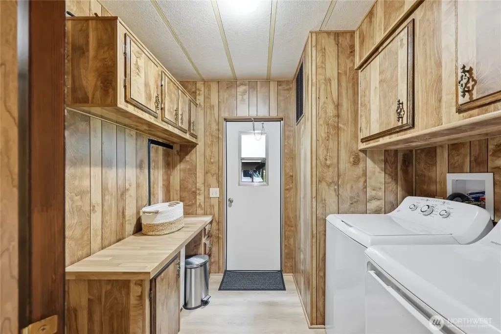 71 E Moore Street Port Hadlock WA 98339