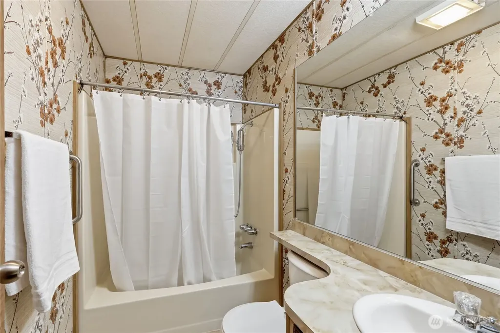 71 E Moore Street Port Hadlock WA 98339