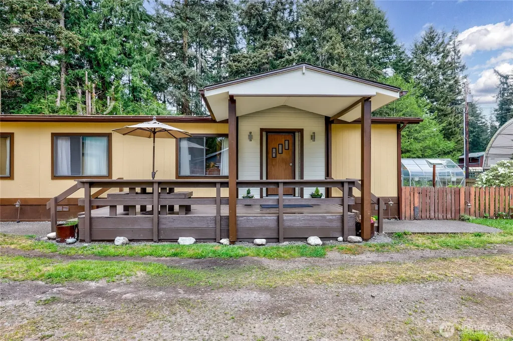 71 E Moore Street Port Hadlock WA 98339