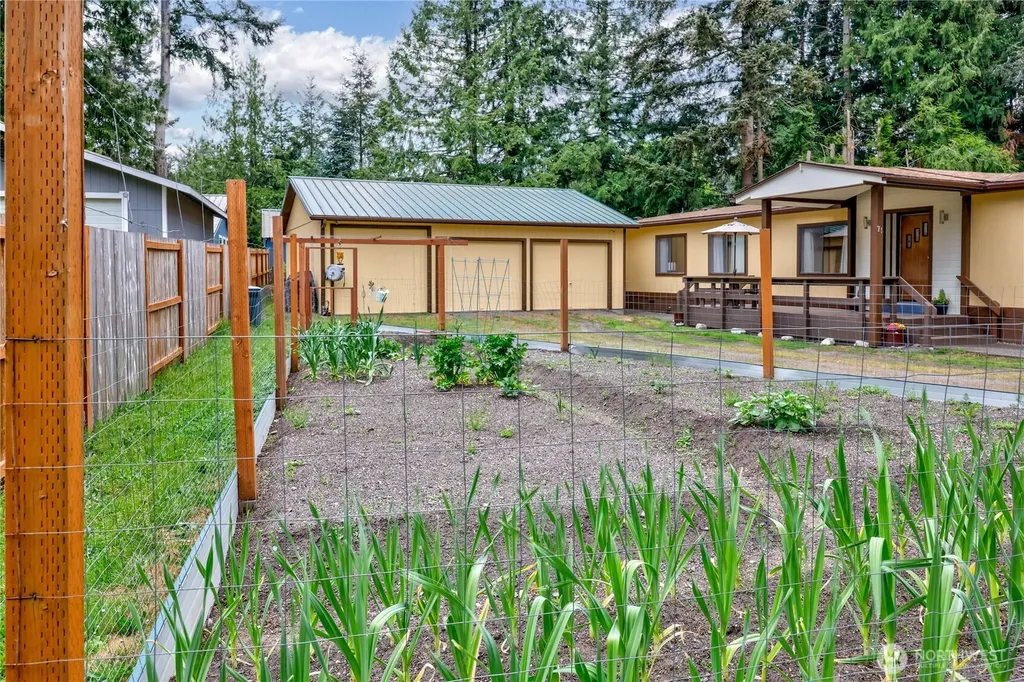 71 E Moore Street Port Hadlock WA 98339