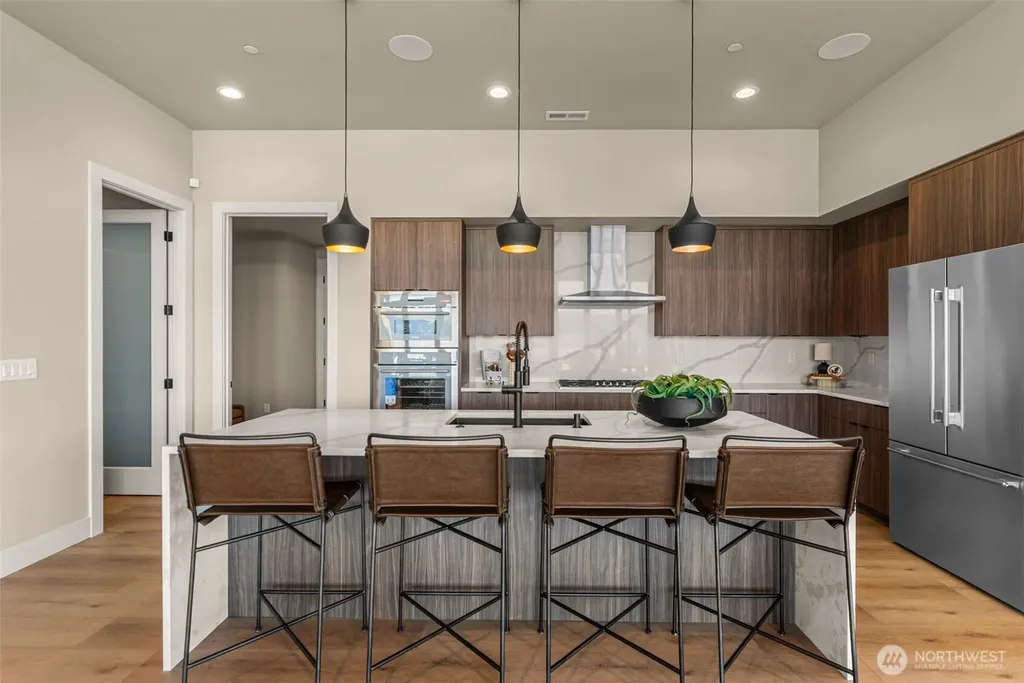 23413 NW Cliff View Drive Quincy WA 98848