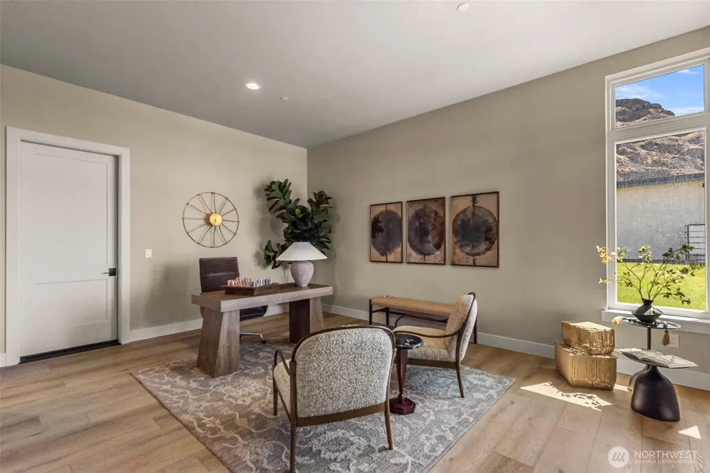 23413 NW Cliff View Drive Quincy WA 98848