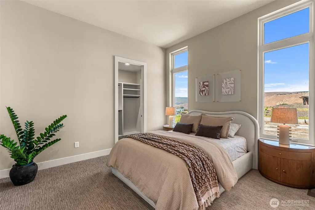 23413 NW Cliff View Drive Quincy WA 98848