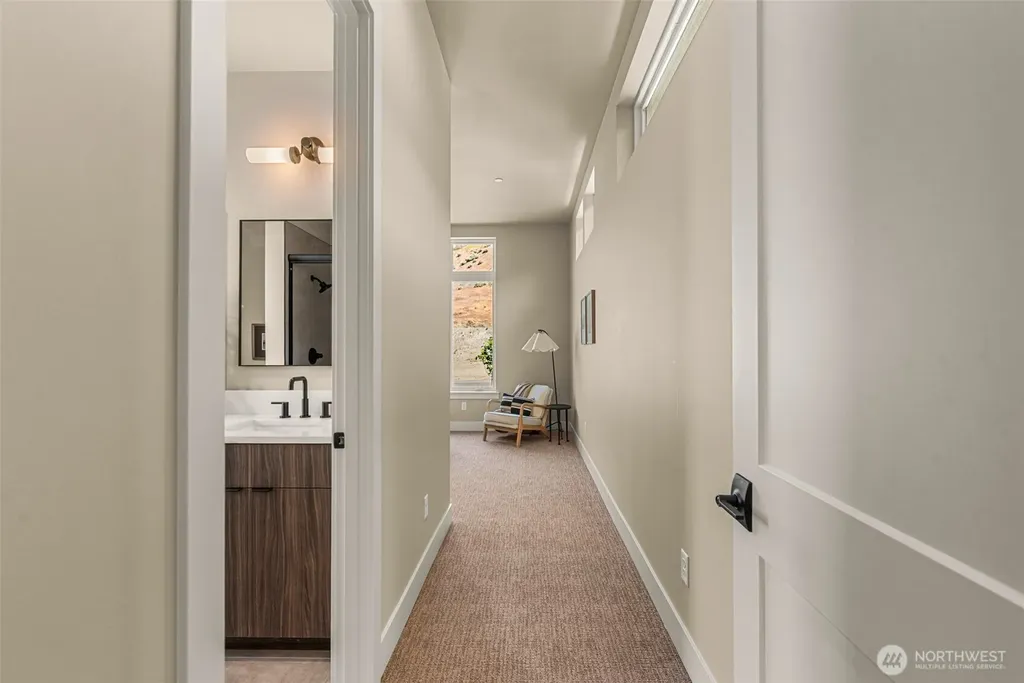 23413 NW Cliff View Drive Quincy WA 98848