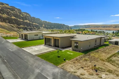 23413 NW Cliff View Drive Quincy WA 98848