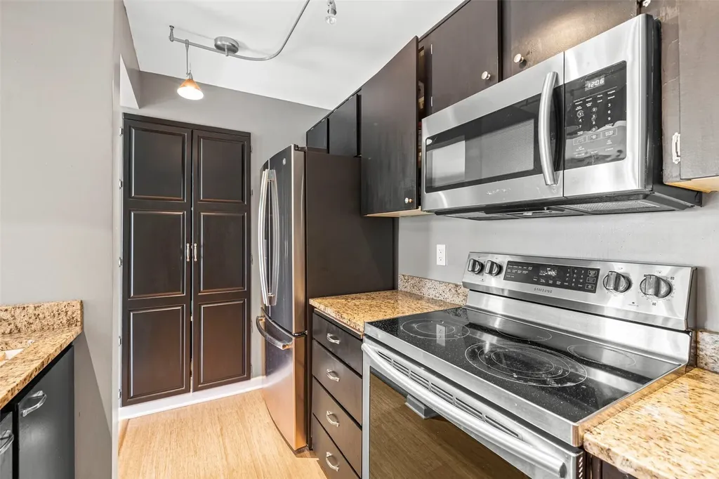 12933 127th Drive NE Kirkland WA 98034