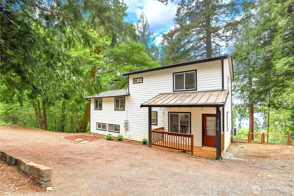210 E Panorama Drive Shelton WA 98584