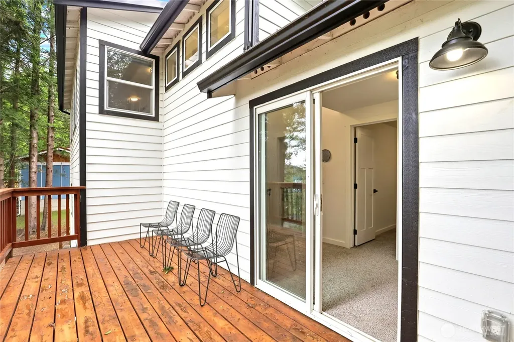 210 E Panorama Drive Shelton WA 98584