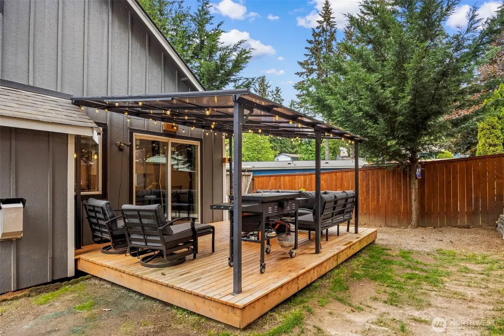 511 NE Barbara Boulevard Belfair WA 98528