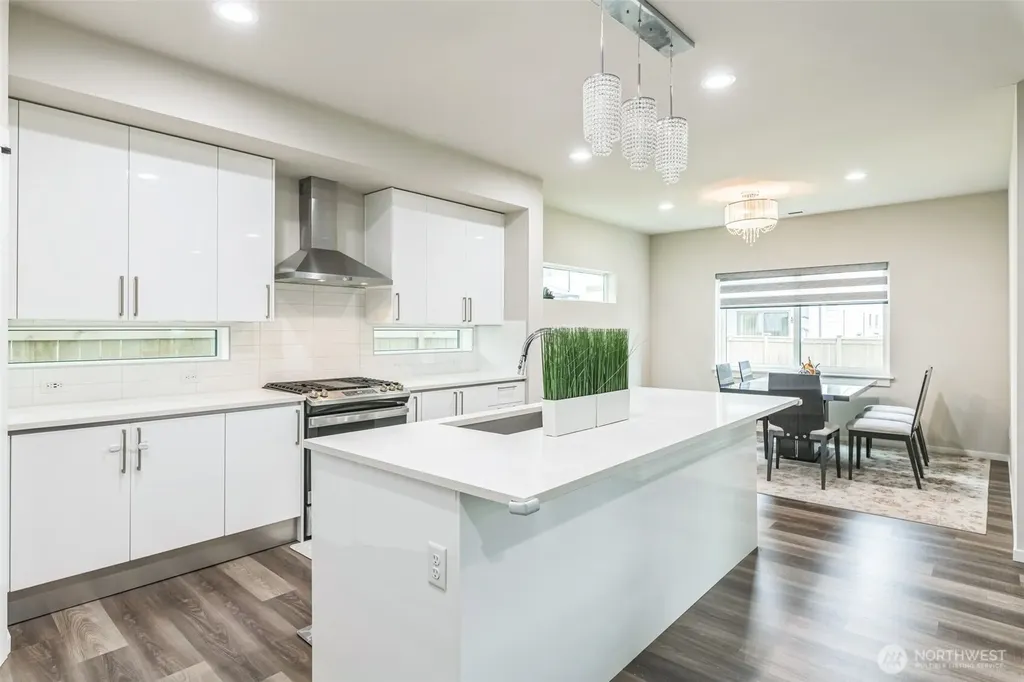 22920 SE Sycamore Black Diamond WA 98010