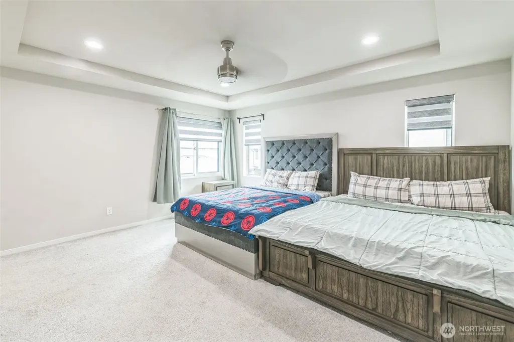 22920 SE Sycamore Black Diamond WA 98010