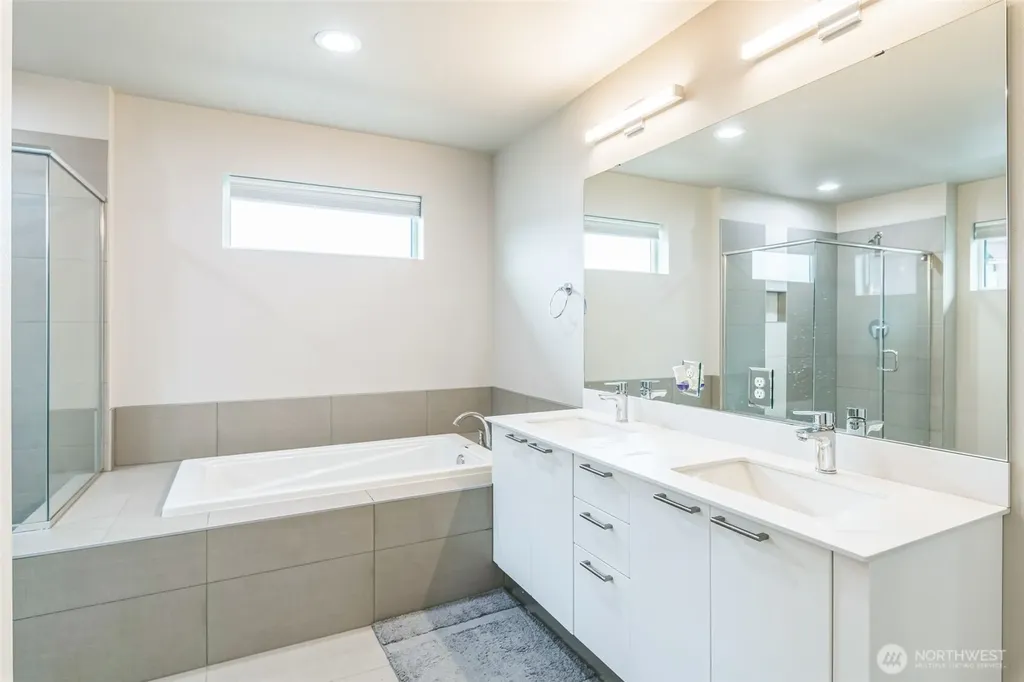 22920 SE Sycamore Black Diamond WA 98010