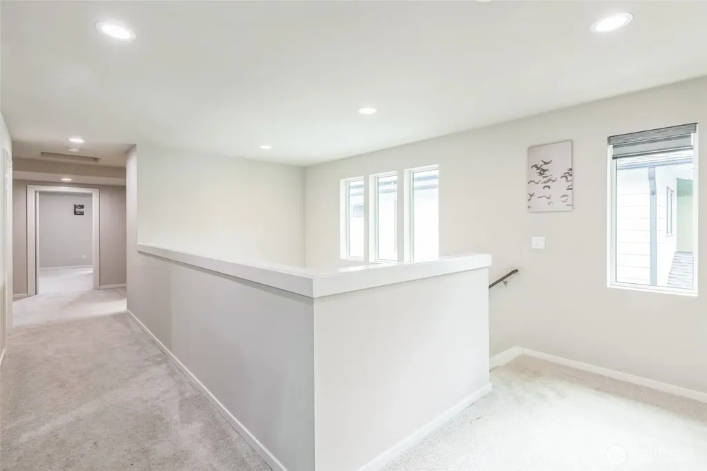 22920 SE Sycamore Black Diamond WA 98010