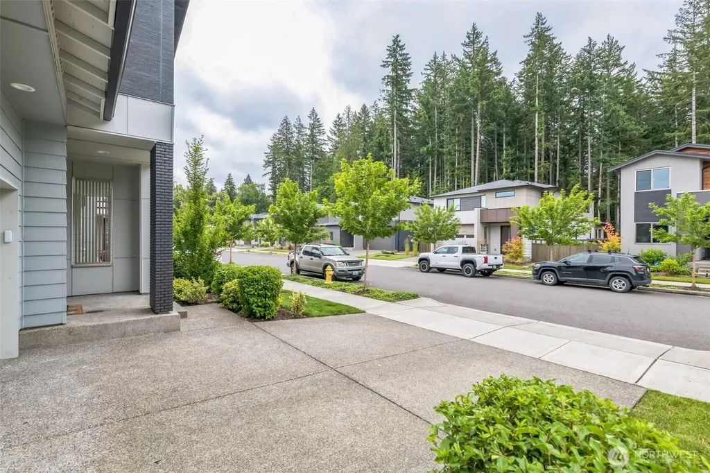 22920 SE Sycamore Black Diamond WA 98010