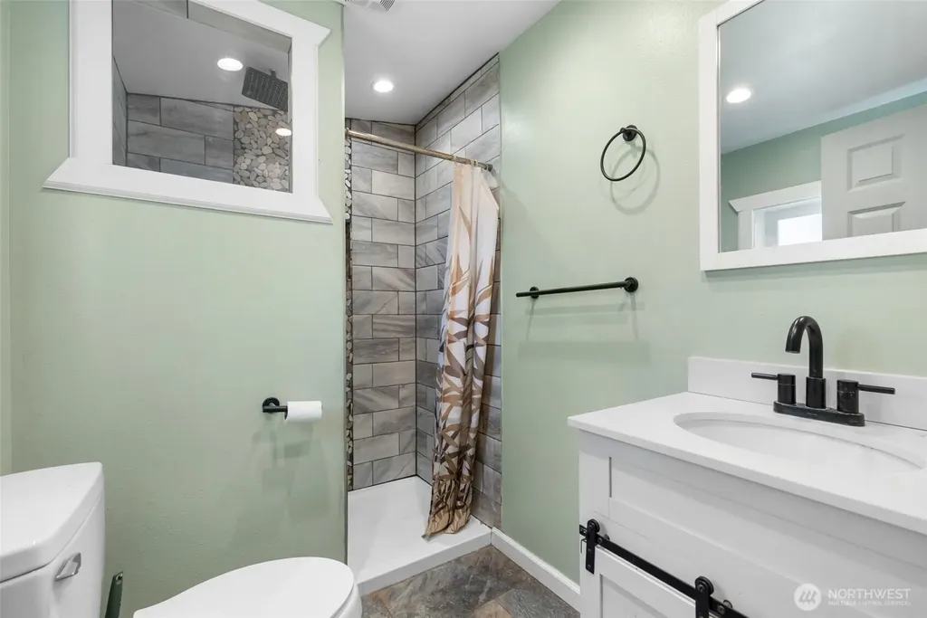 4603 SE Horstman Road Port Orchard WA 98366